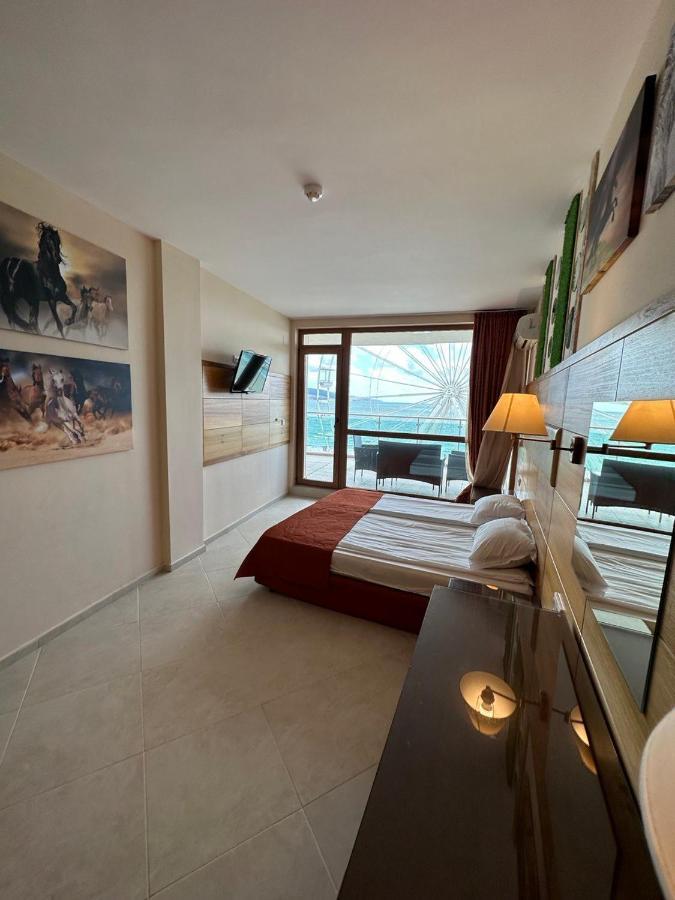 Briz Beach Apartments - Section B Sluneční pobřeží Exteriér fotografie